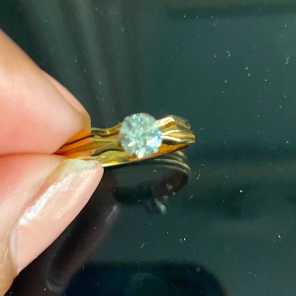 Diamond ring, classic - Picture 1 of 3